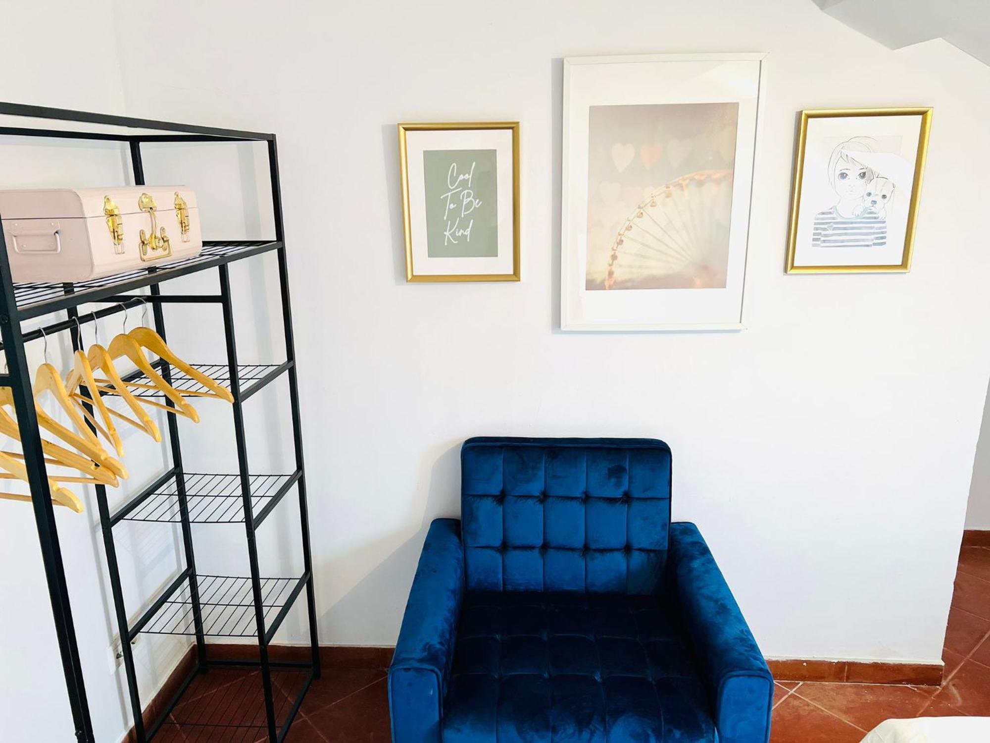 Hostel Bairro Alto, Location In Centre Lisbon